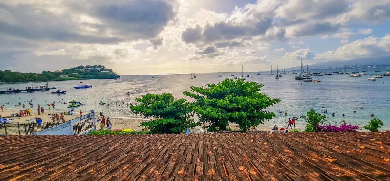 Villa Bougainvillier Ле-Труаз-Иле Экстерьер фото